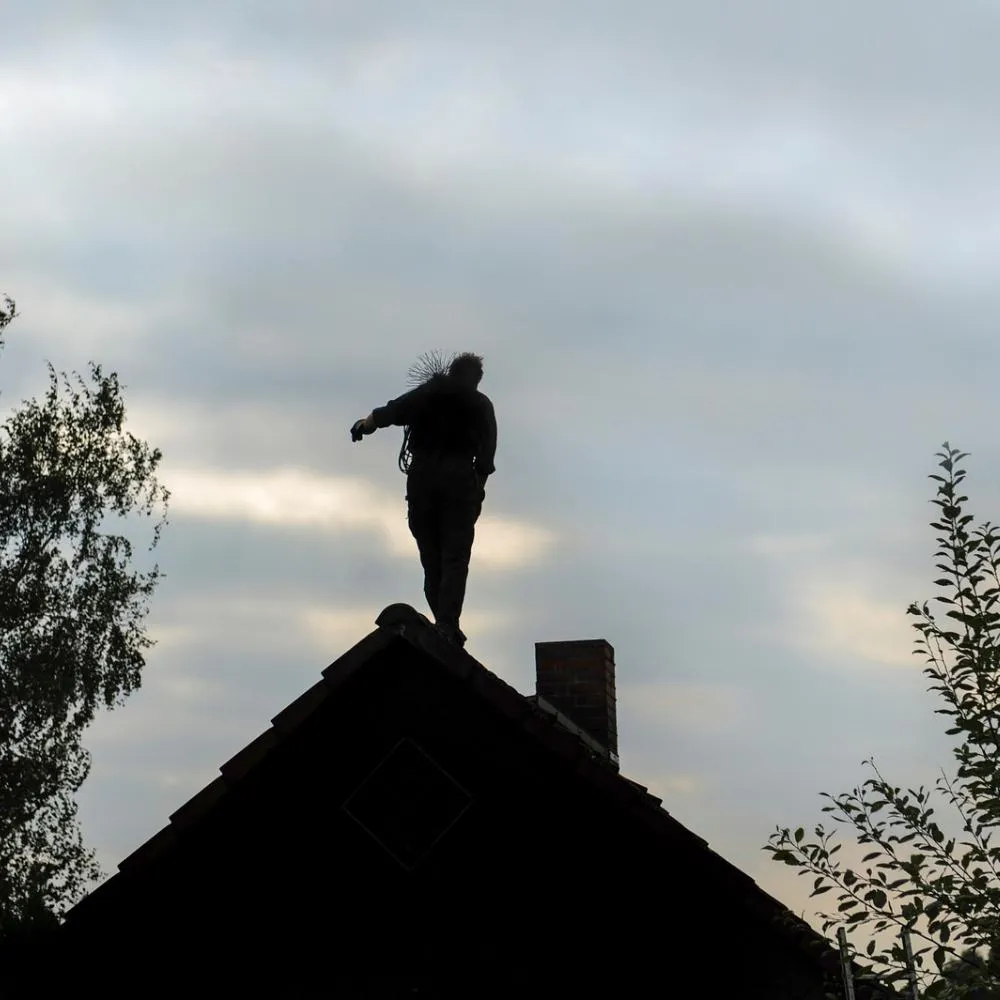 Chimney Expert in roof