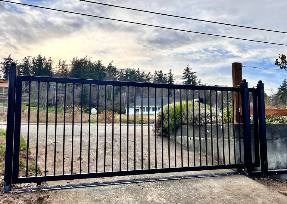 fence repair naples fl