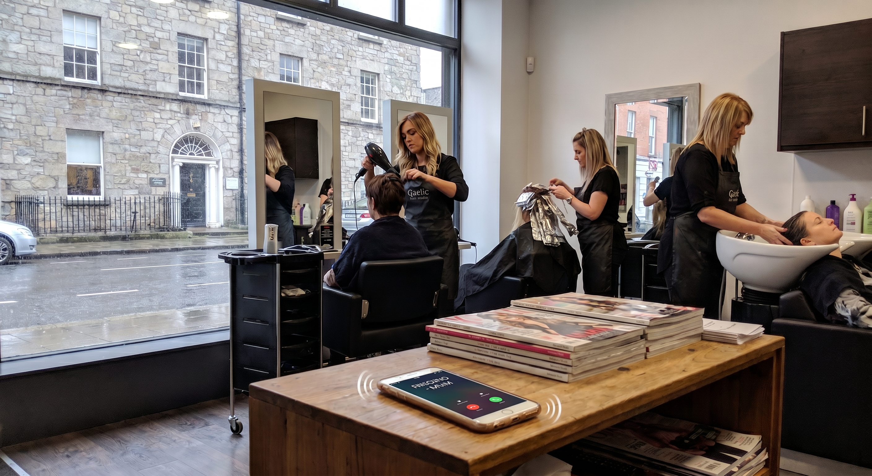 Busy Salon with Phone ringing, Missed calls - Streasync