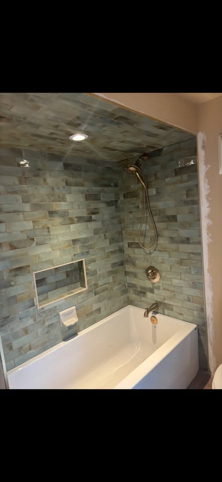 Tiled bathtub and shower surround renovation