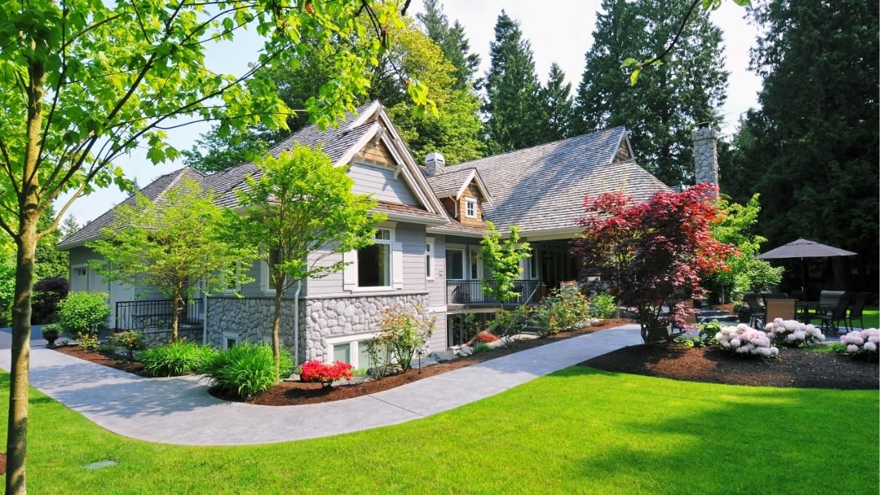 How to Plan a Landscape Layout for Your Yard