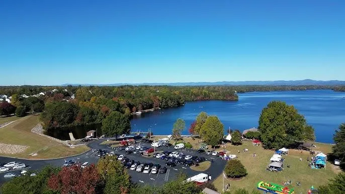 Drying equipment in use at Lake Robinson crawl space in Greer SC