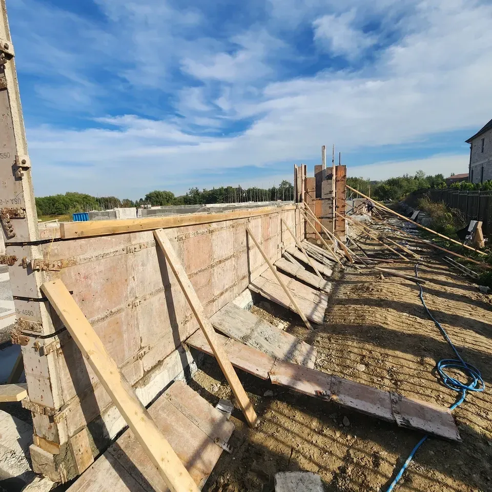 foundation walls, Niagara Falls ON