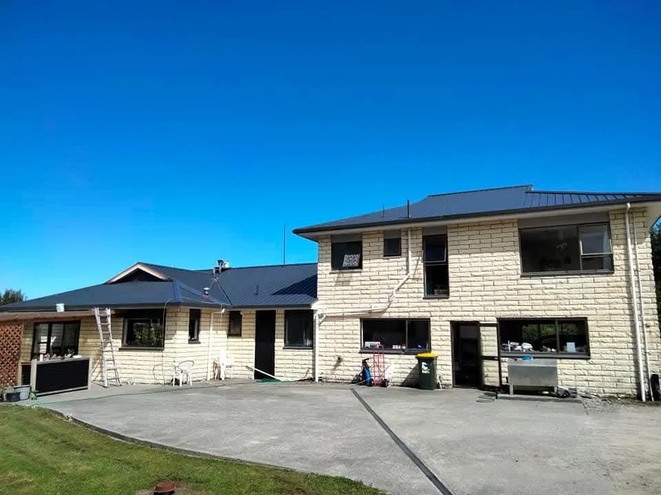 Aluminium window frame recolouring Taupō