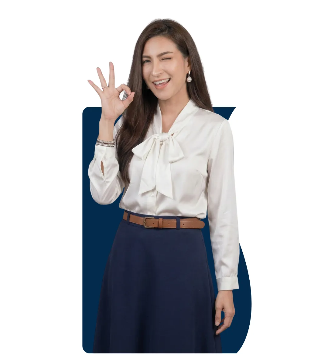 Chinese woman approving Lendingpot for the right choice