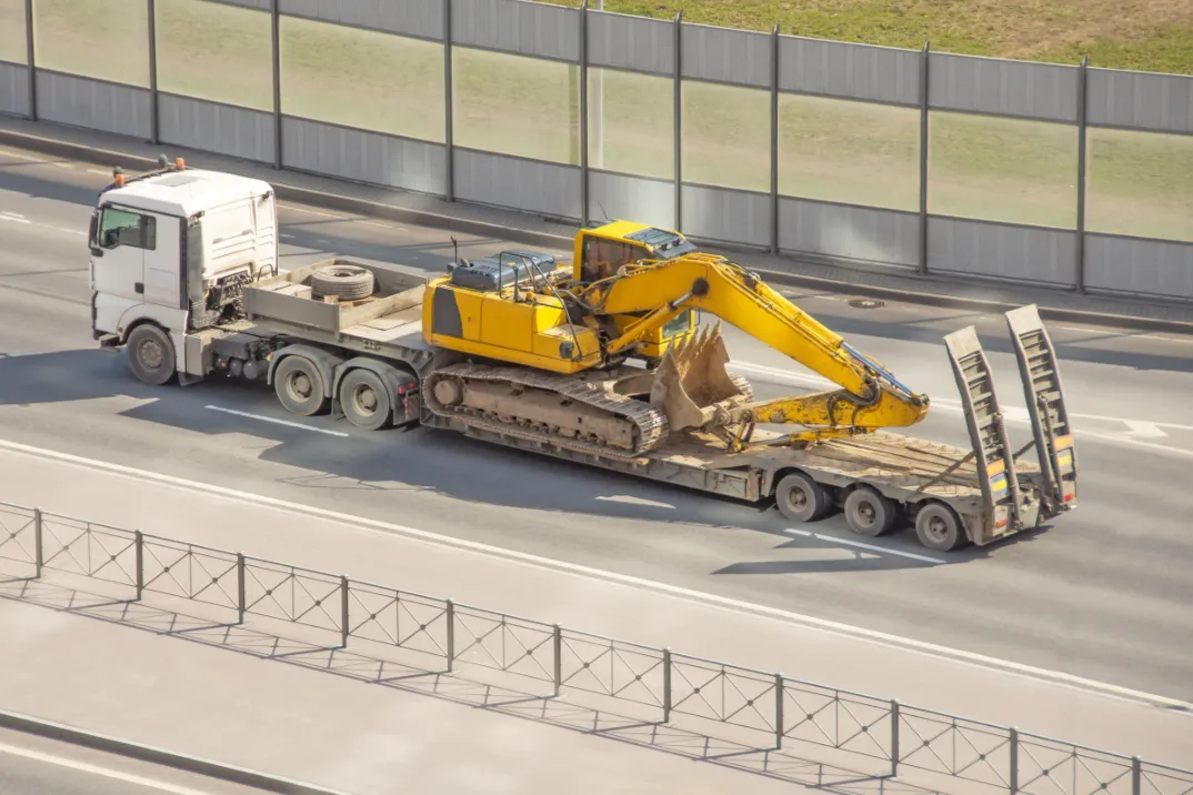  Heavy Vehicle Transport