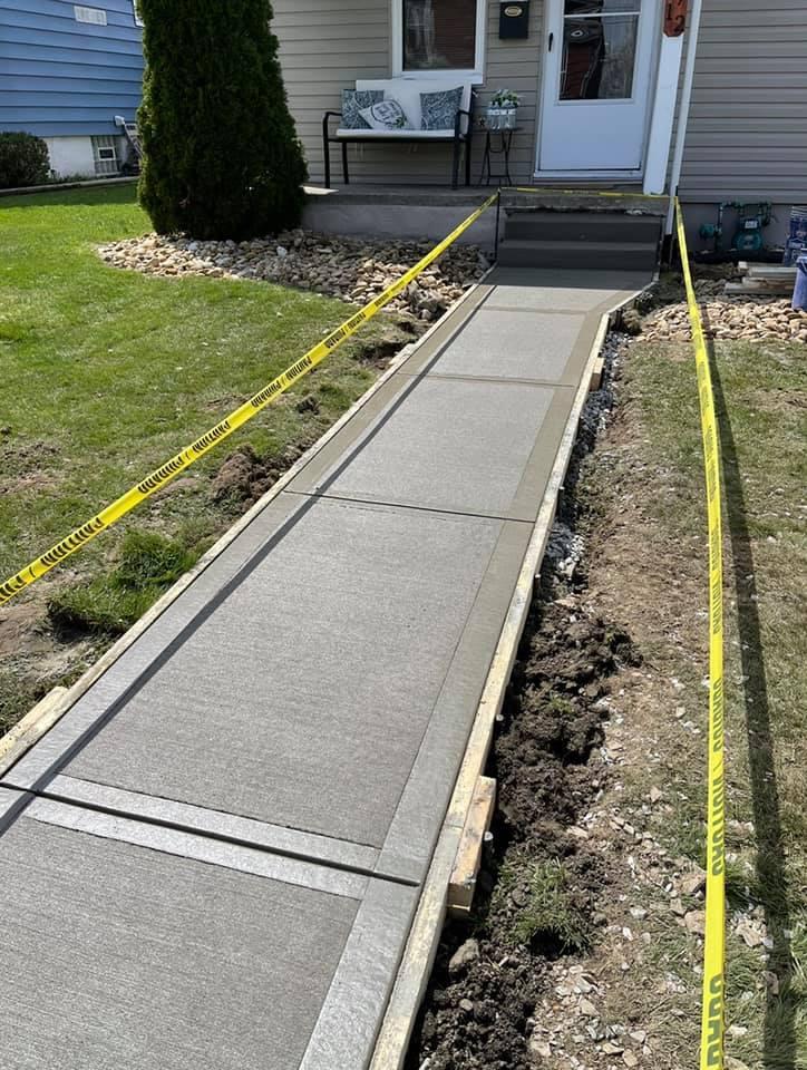 Concrete Sidewalk Installation