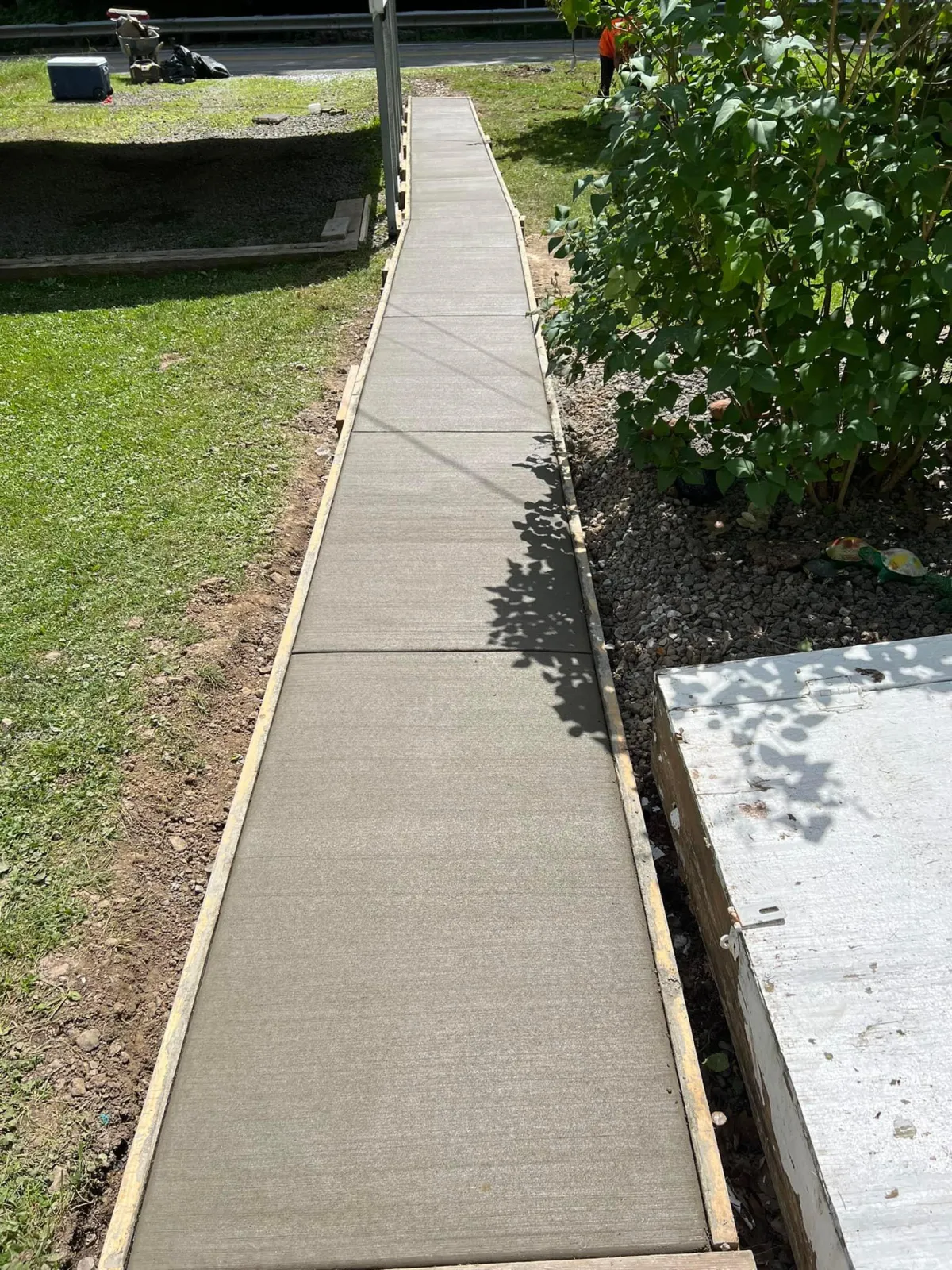 Concrete Sidewalk Installation