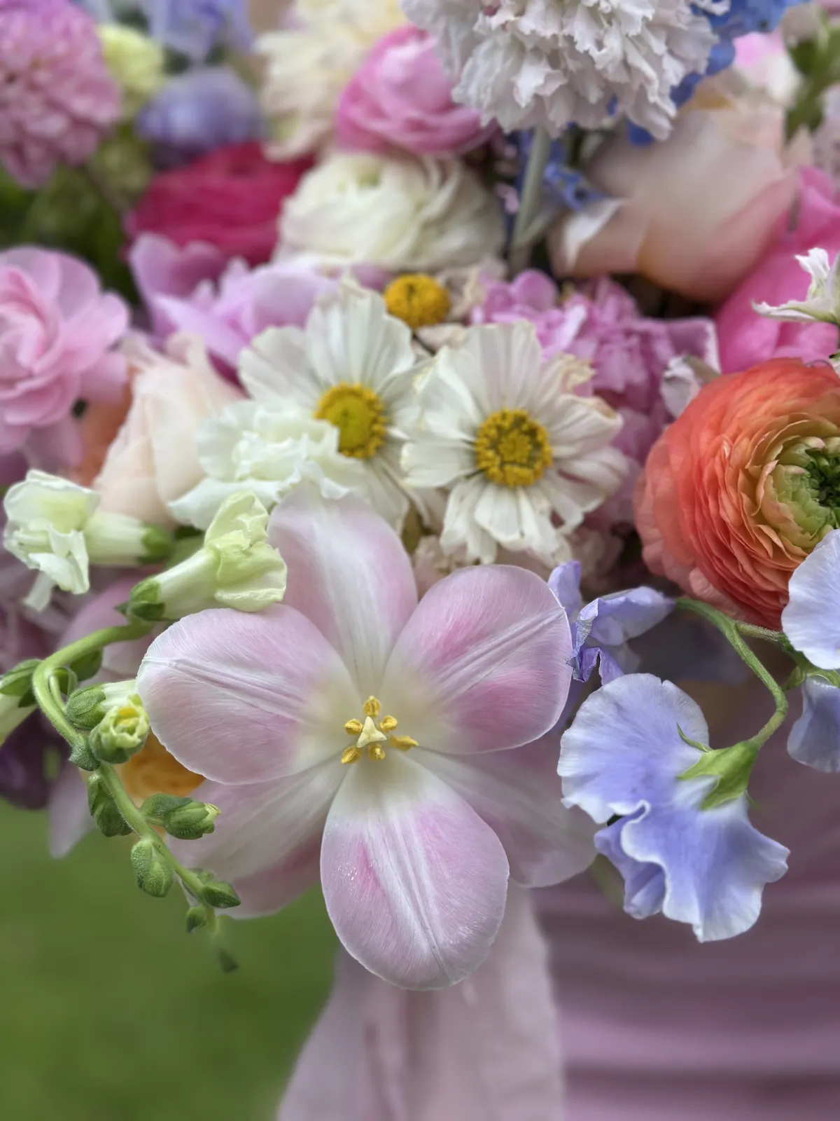 Editorial floral design by Andrea Robertson