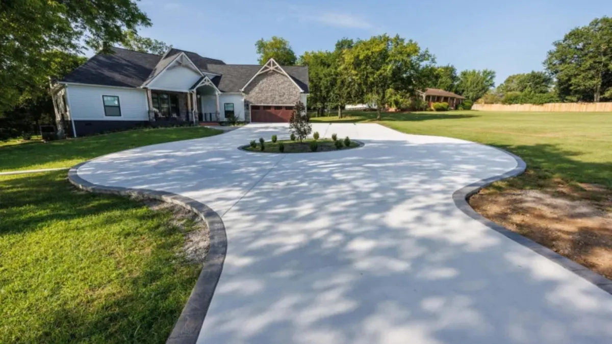McAllen Concrete builds and installs driveway