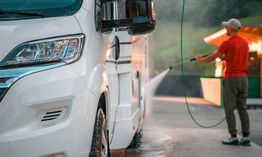 Mobile RV Detailing Services