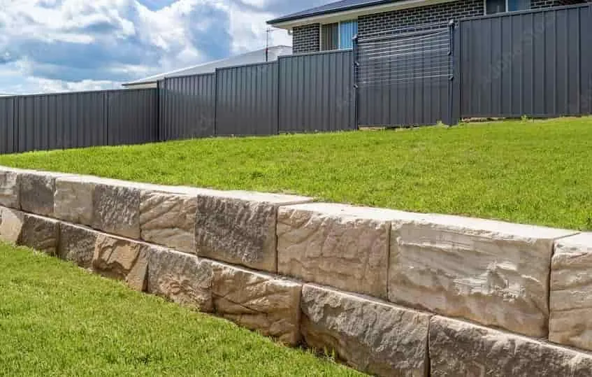Retaining Wall Landscaping Services
