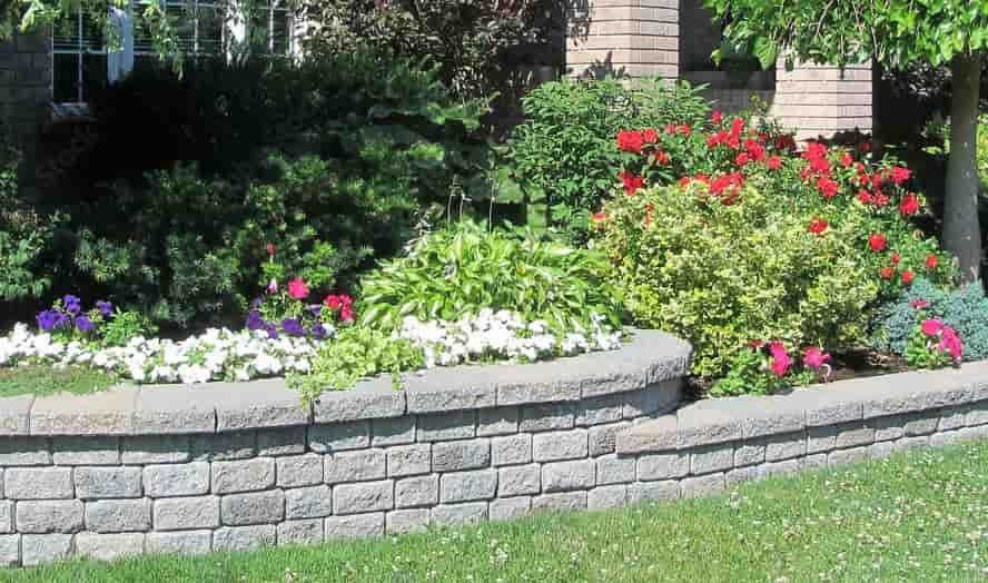 Retaining Wall Landscaping Services