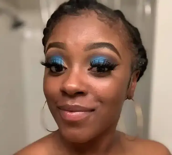 Eye Lash Extensions Salon Services