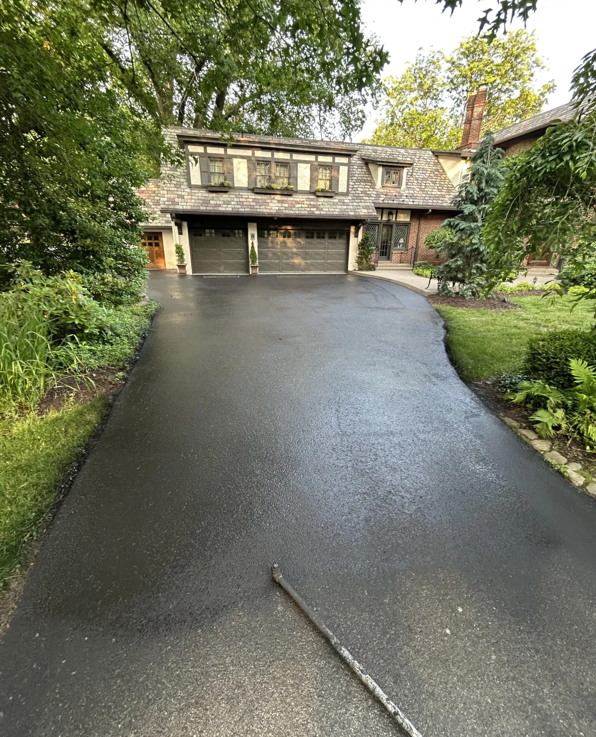 Asphalt Sealcoating