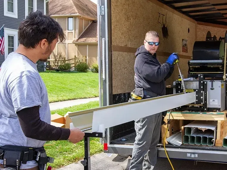 Eavestrough cleaning