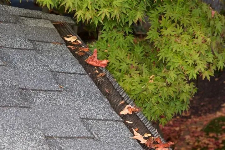 eavestrough repair