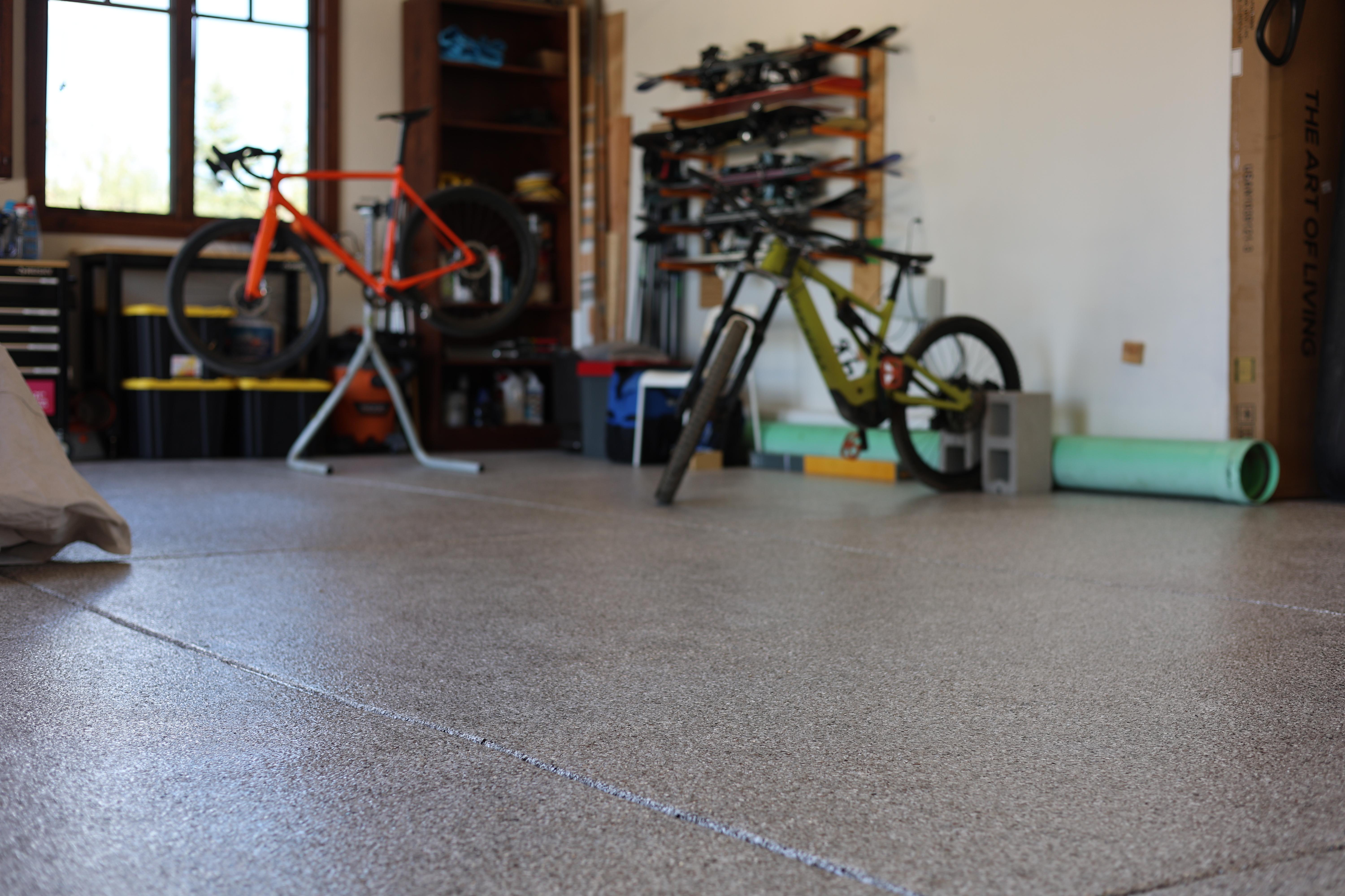 Garage epoxy flooring