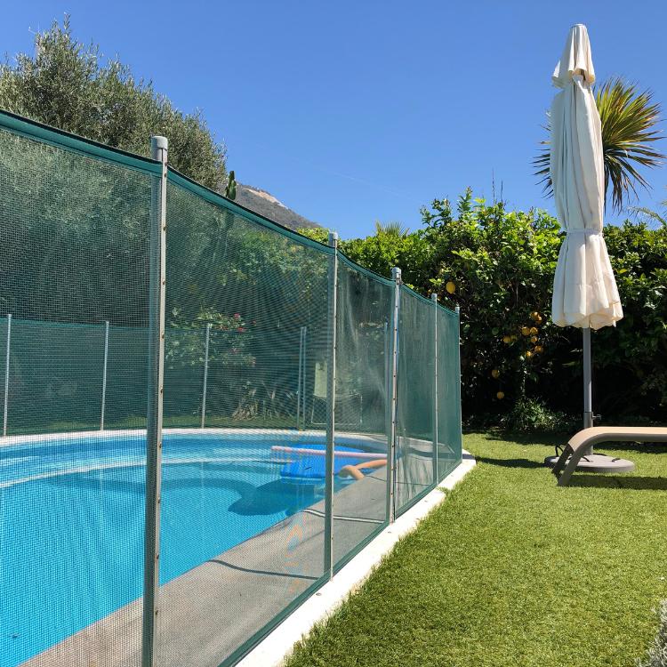 Pool fence