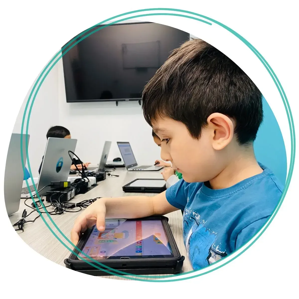 Junior thinker coding classes of age 5-7