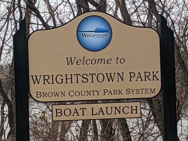 Wrightstown Wi Fall cleanup & leaf removal