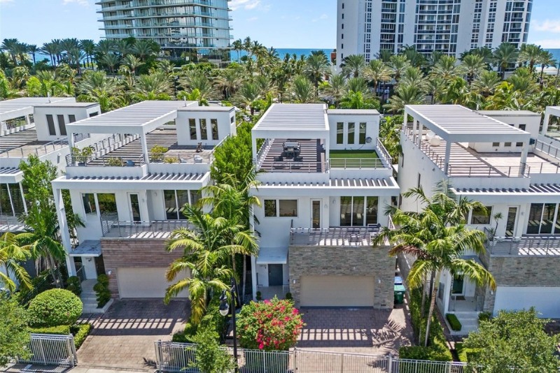 Beachwalk in Sunny Isles Beach