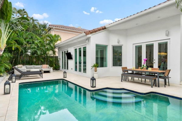 Chic Beach Home in Golden Gate Estates