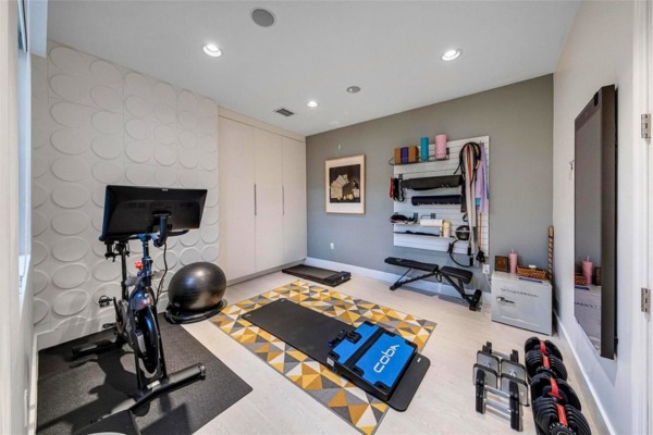 Golden Gates Estates Home Gym