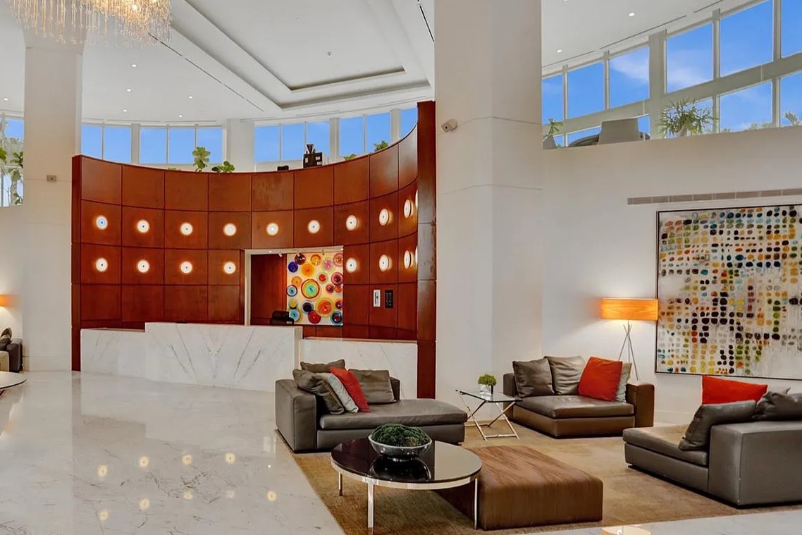 Ocean II Lobby