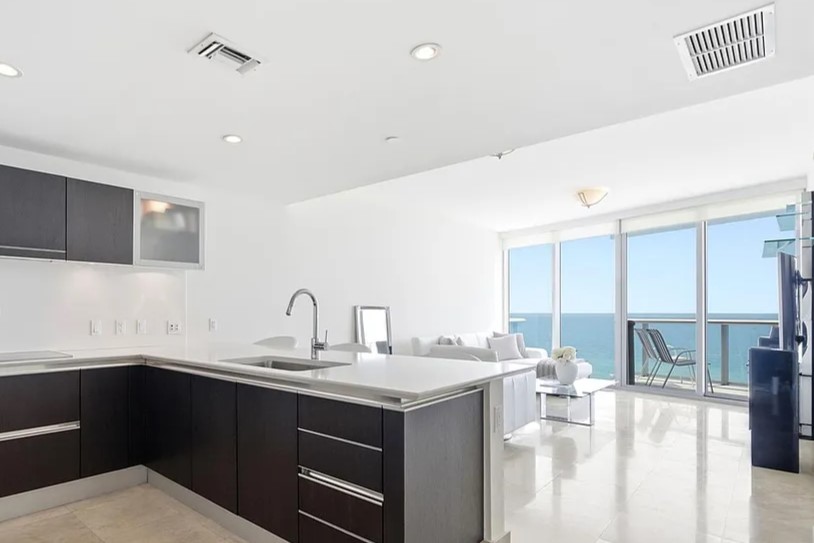 Jade Beach Kitchen