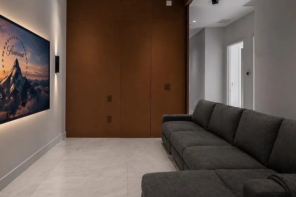 Entertainment Room
