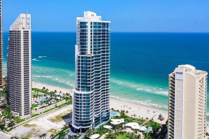 Chateau View from Collins Avenue