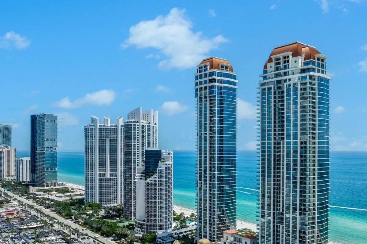 Estates of Acqualina Tower