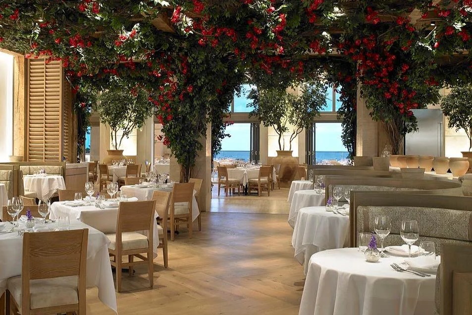 Fine Dining Restaurant