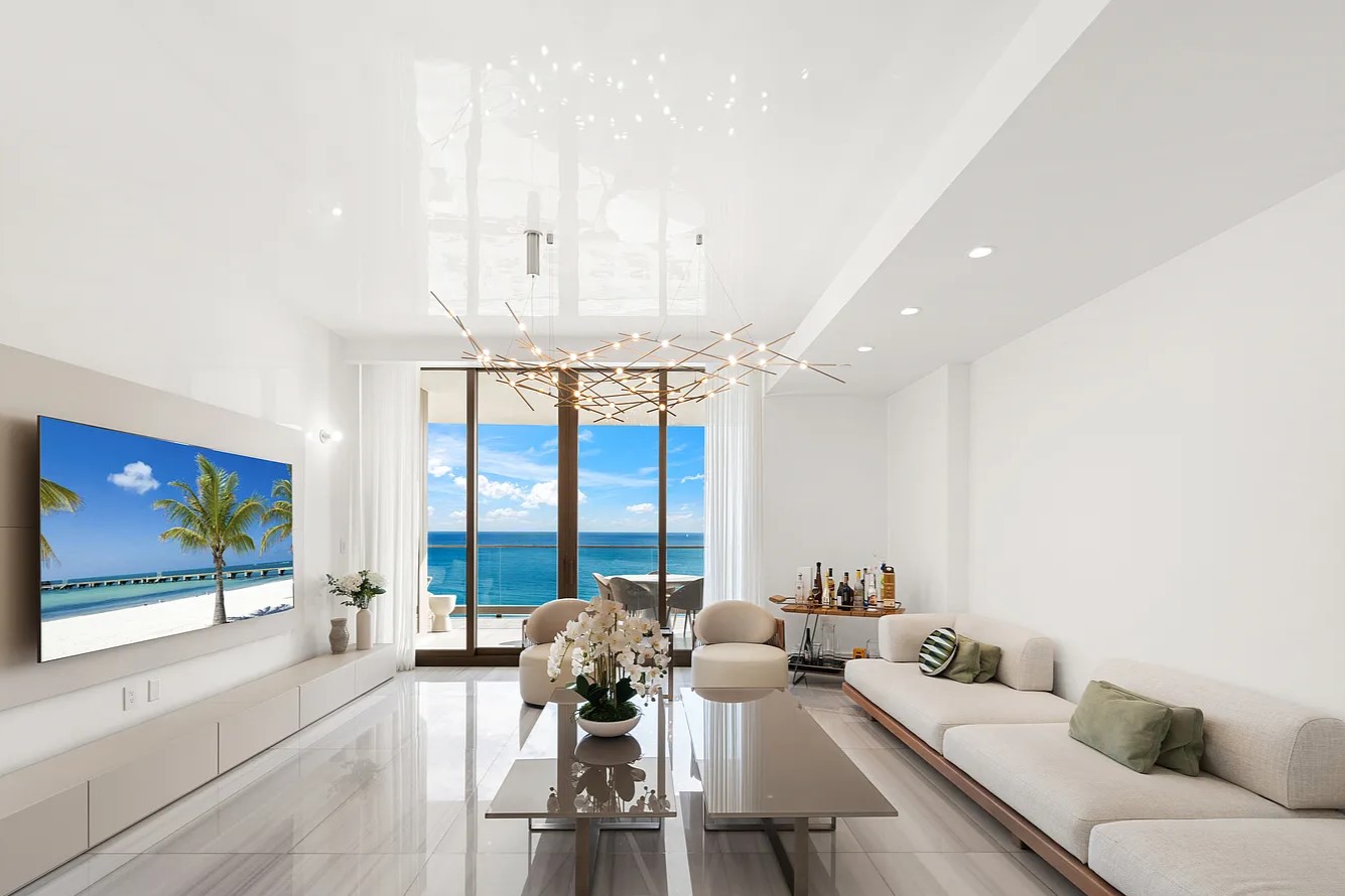 Estates of Acqualina Condo