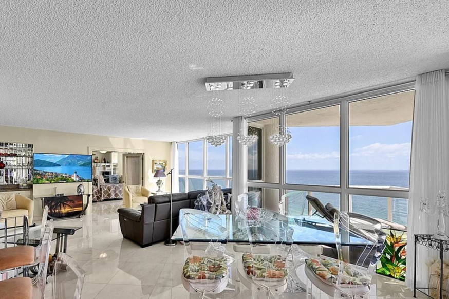 Oceania I Condo