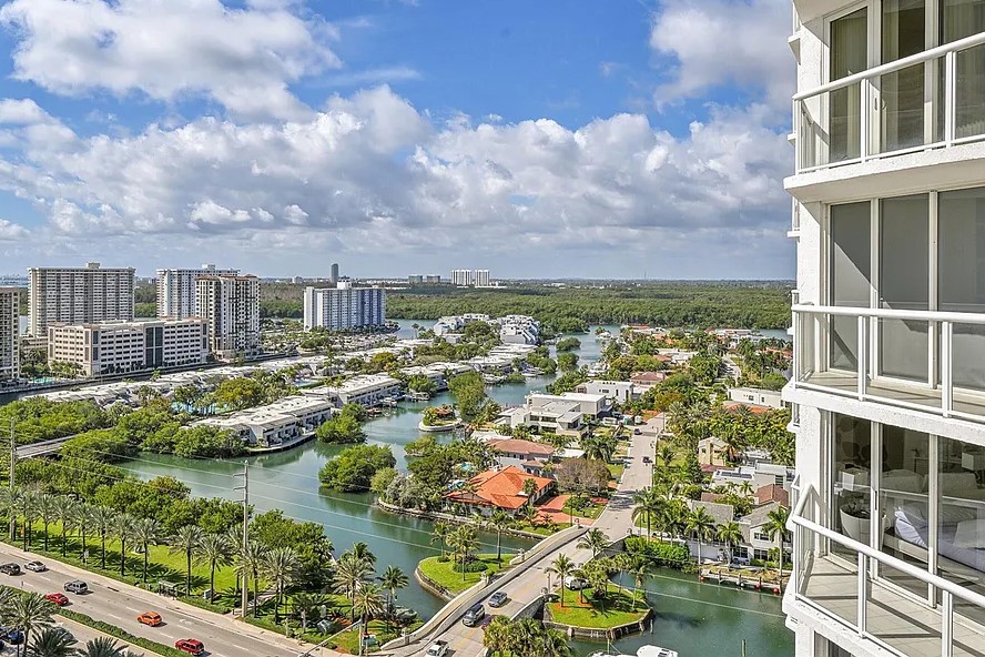 View from Oceania I