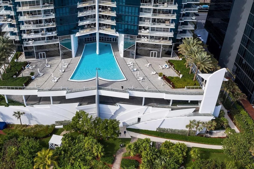 Jade Ocean Pool & Beach