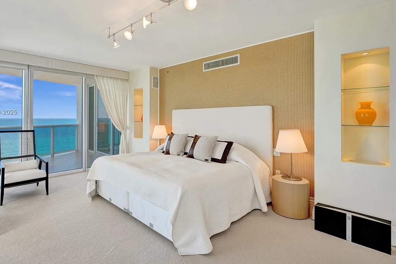 Ocean III Condo Room