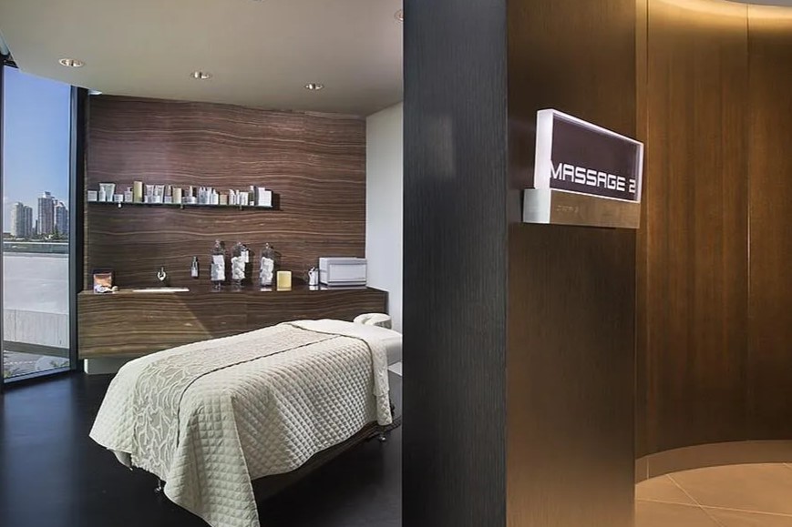 Porsche Design Tower Massage