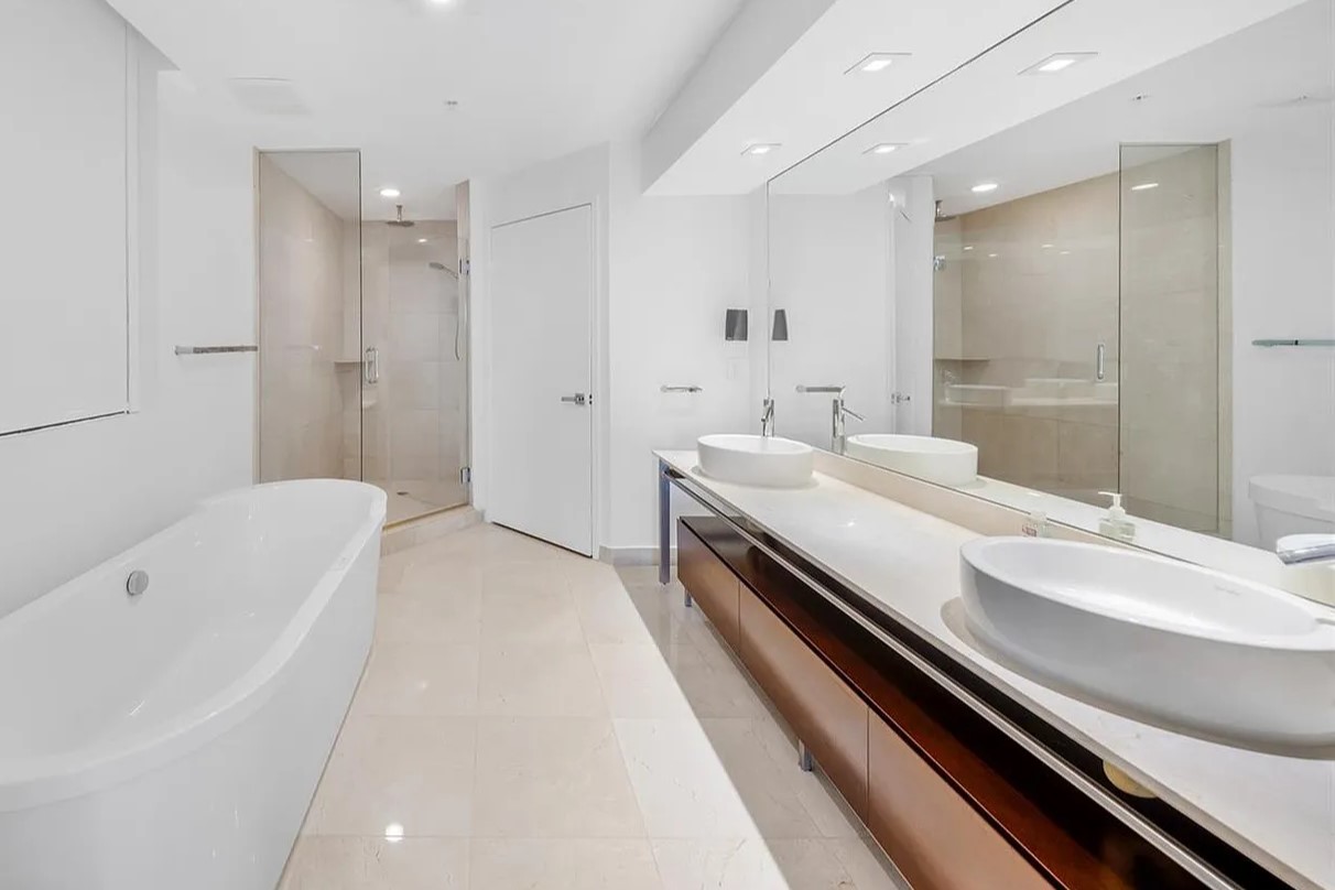 Sunny Isles Beach Luxury Real Estate