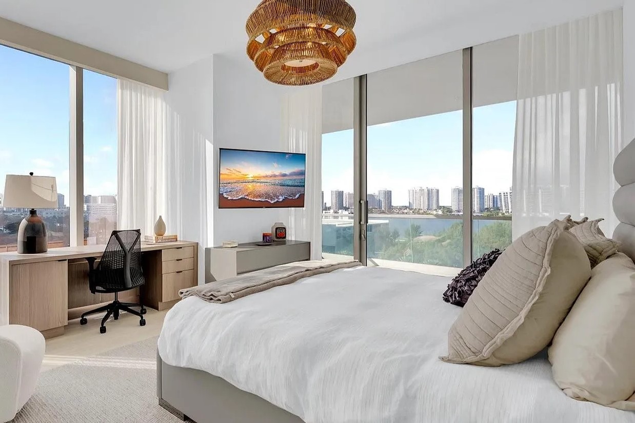 Sayan Tower Condo