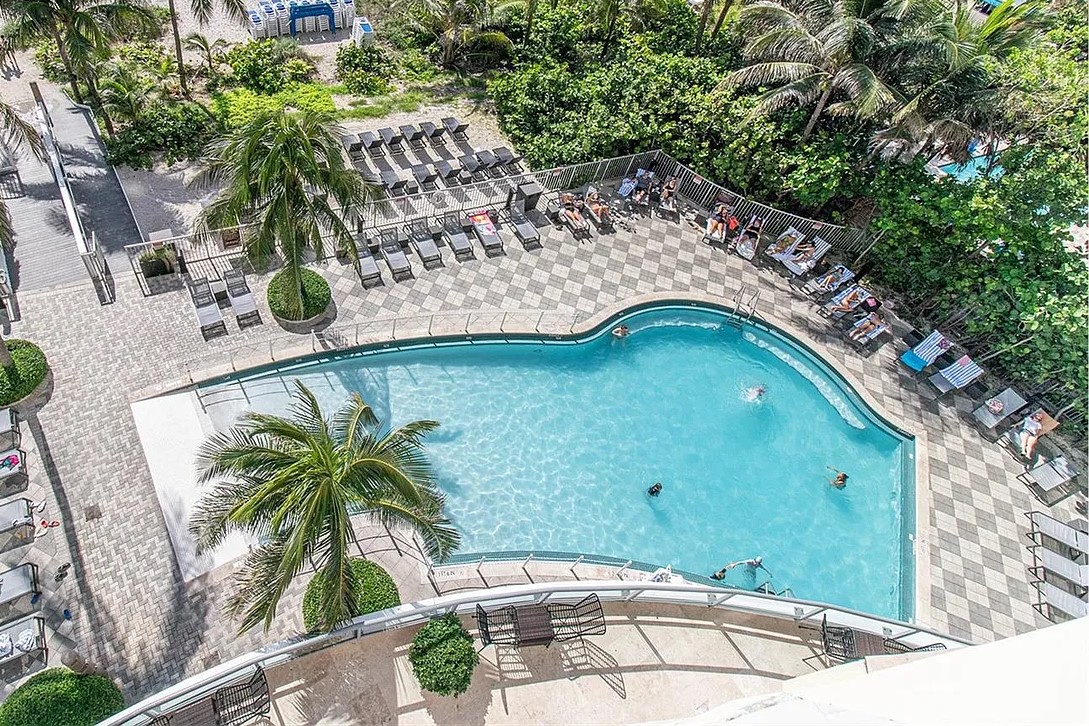 Ocean Point Pool
