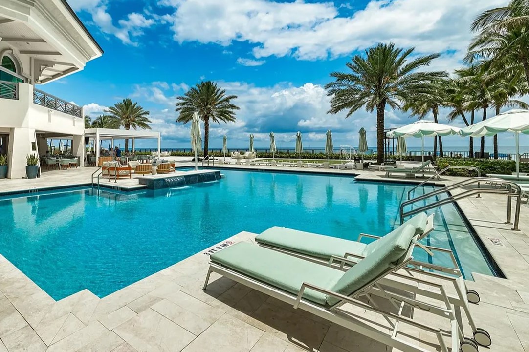 Turnberry Ocean Colony Pool