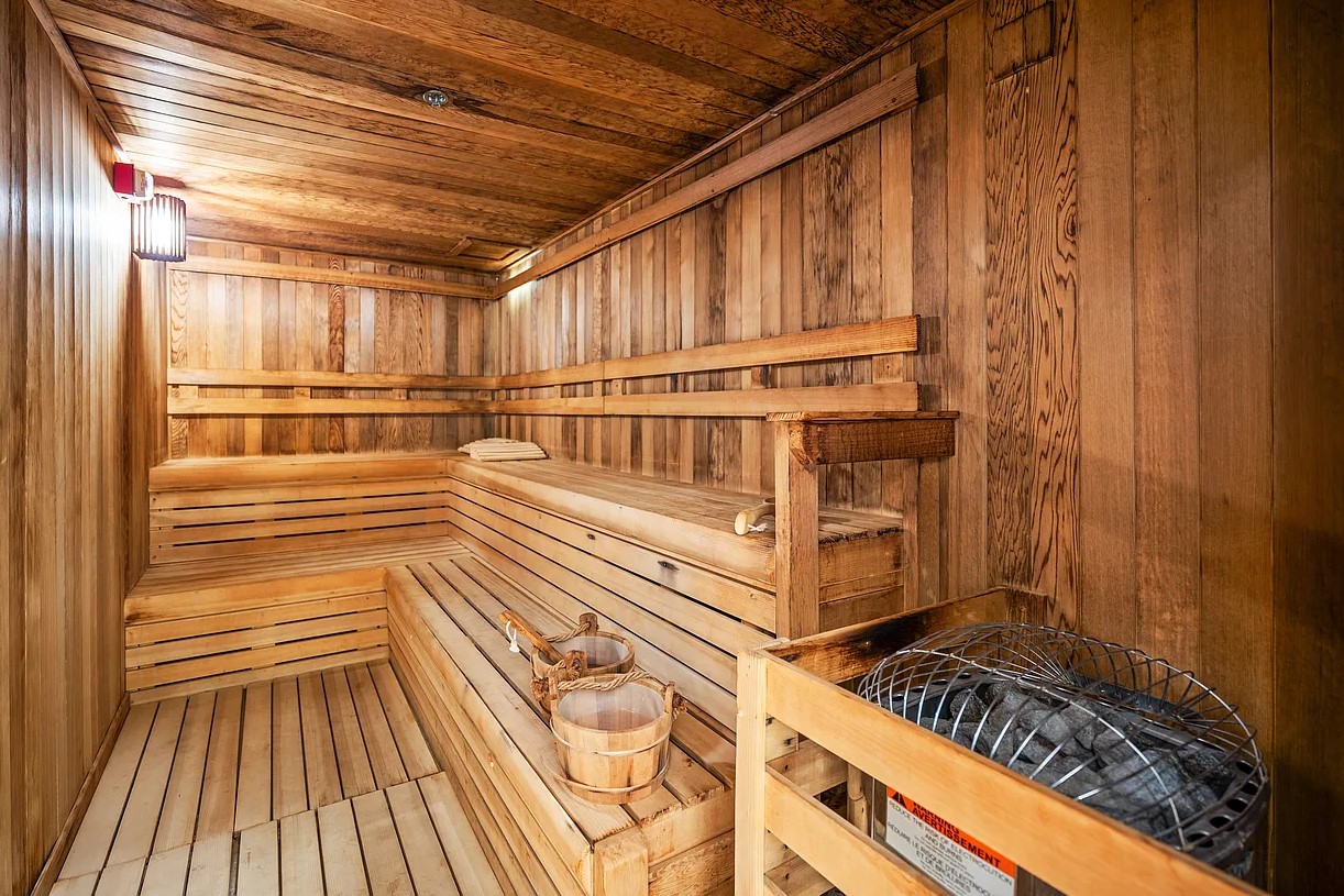 Turnberry Ocean Colony Steam Room