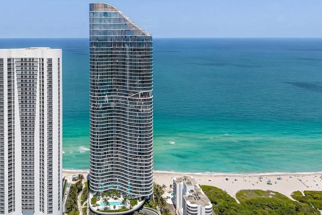 The Ritz-Carlton Tower