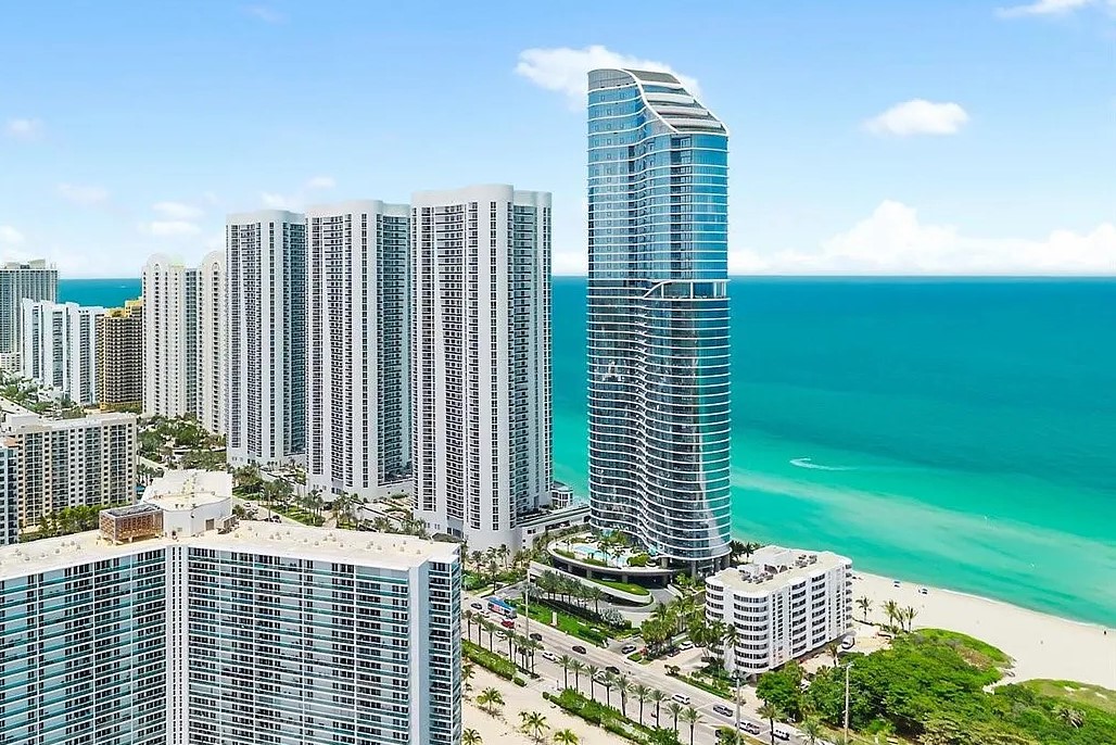The Ritz-Carlton View From Collins Avenue