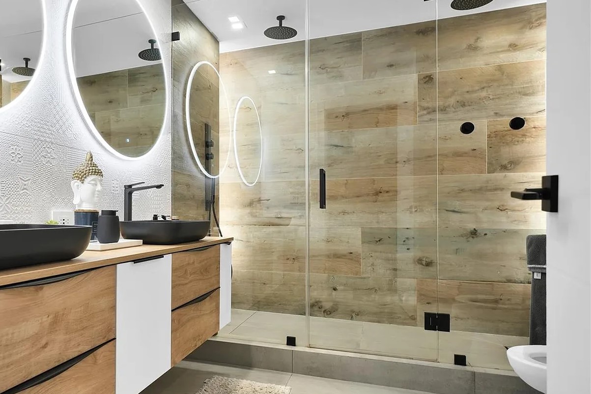 Poinciana Island Bathroom