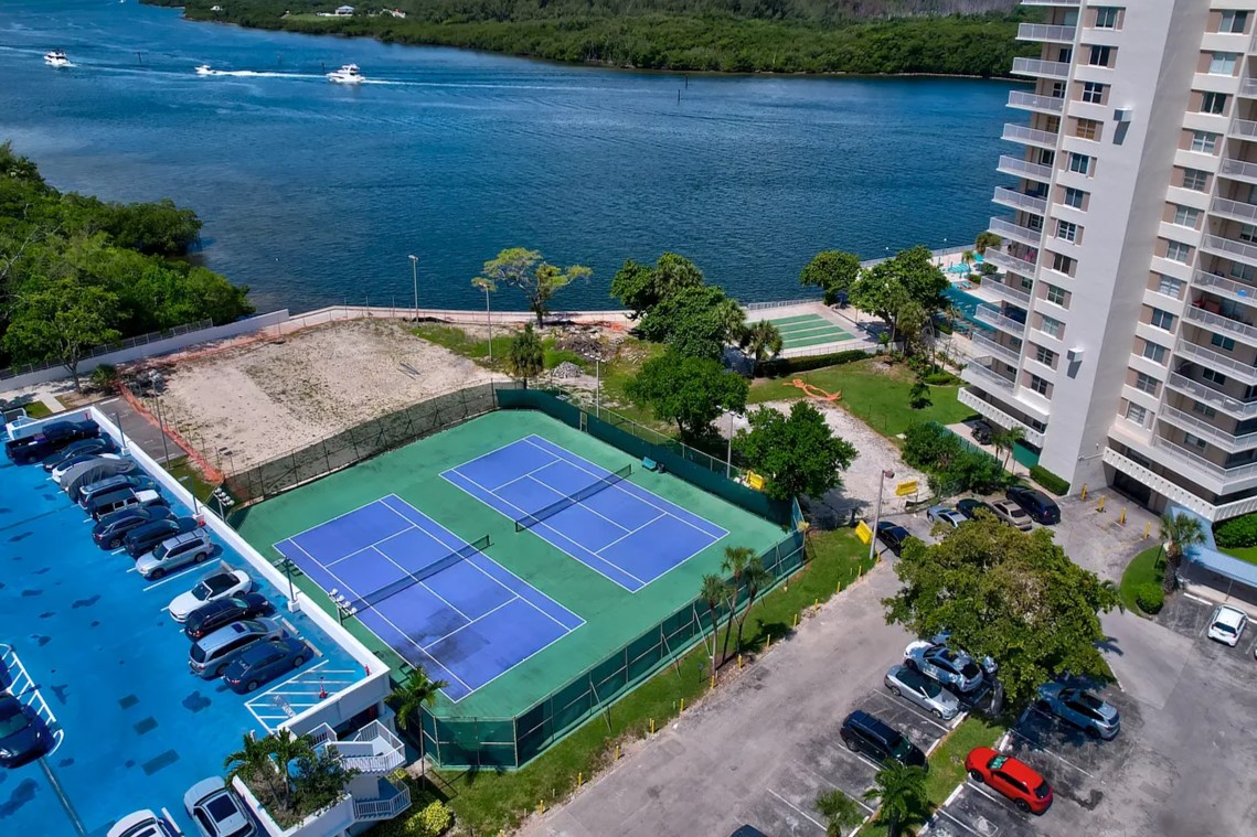 Arlen House Tennis Area