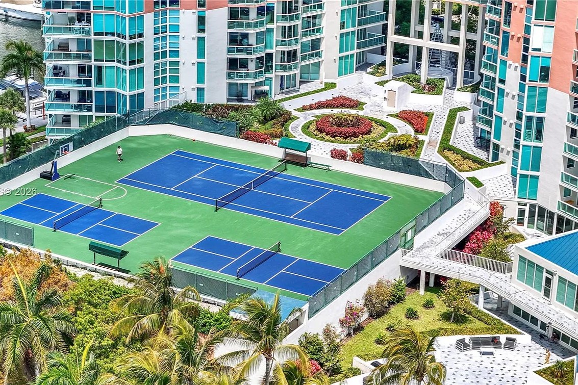 Hidden Bay Tennis and Pickleball Courts